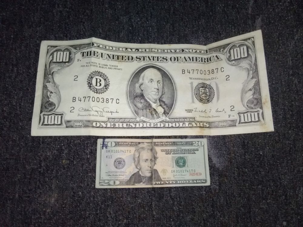 Newbie-Needs-Help-Identifying-Oversized-Note